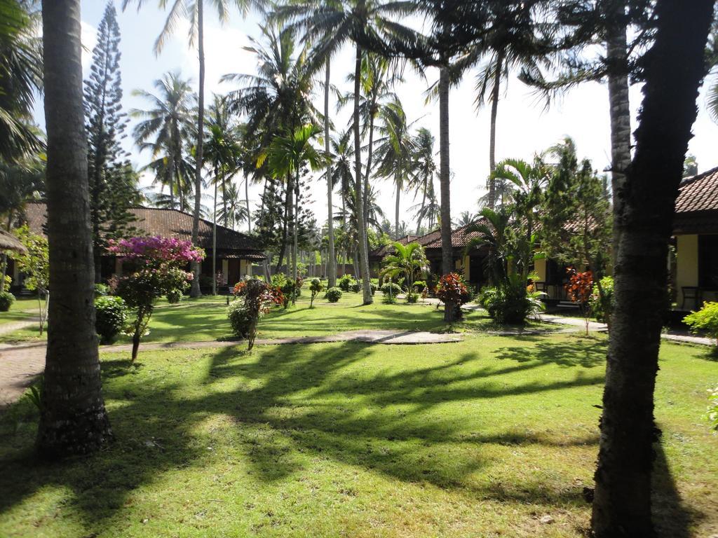 Kuta Indah Hotel Exterior foto