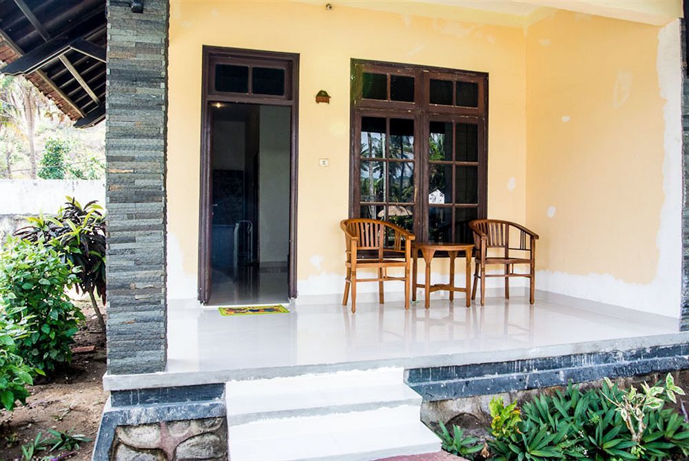 Kuta Indah Hotel Exterior foto